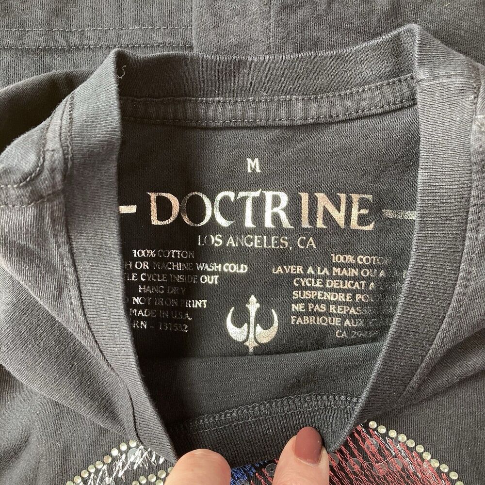 Doctrine Collection Mens Cotton T-Shirt Black Stud & Emb Skull Y2k Grunge M NWT - Picture 2 of 7